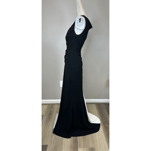 TALBOT RUNHOF Asymmetric two-tone crepe gown SIZE US4 $2295 - Picture 7 of 9